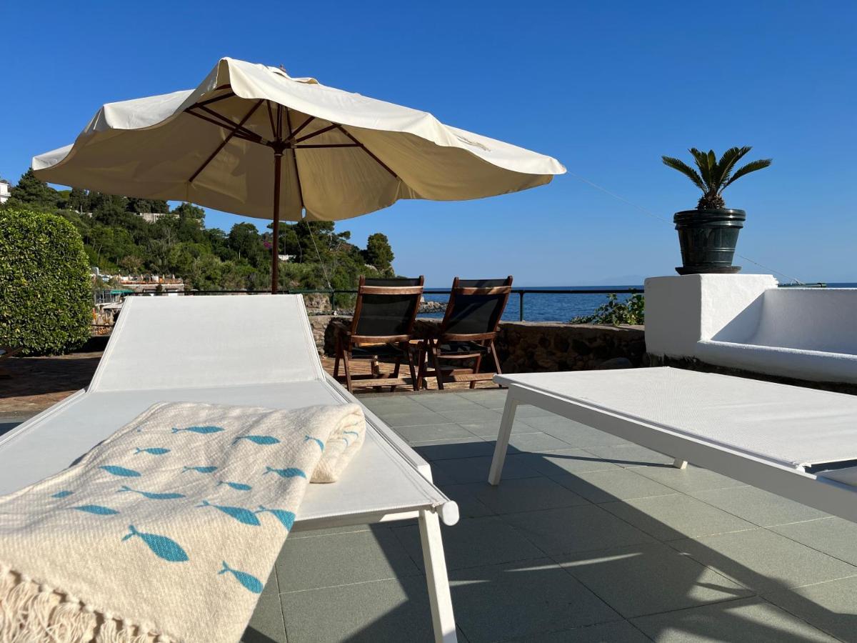 Nelinda Waterfront Accommodation Casamicciola Terme Екстериор снимка