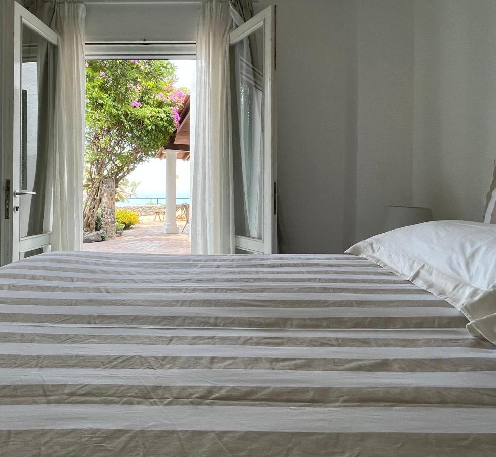 Nelinda Waterfront Accommodation Casamicciola Terme Екстериор снимка