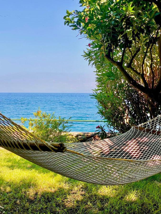 Nelinda Waterfront Accommodation Casamicciola Terme Екстериор снимка