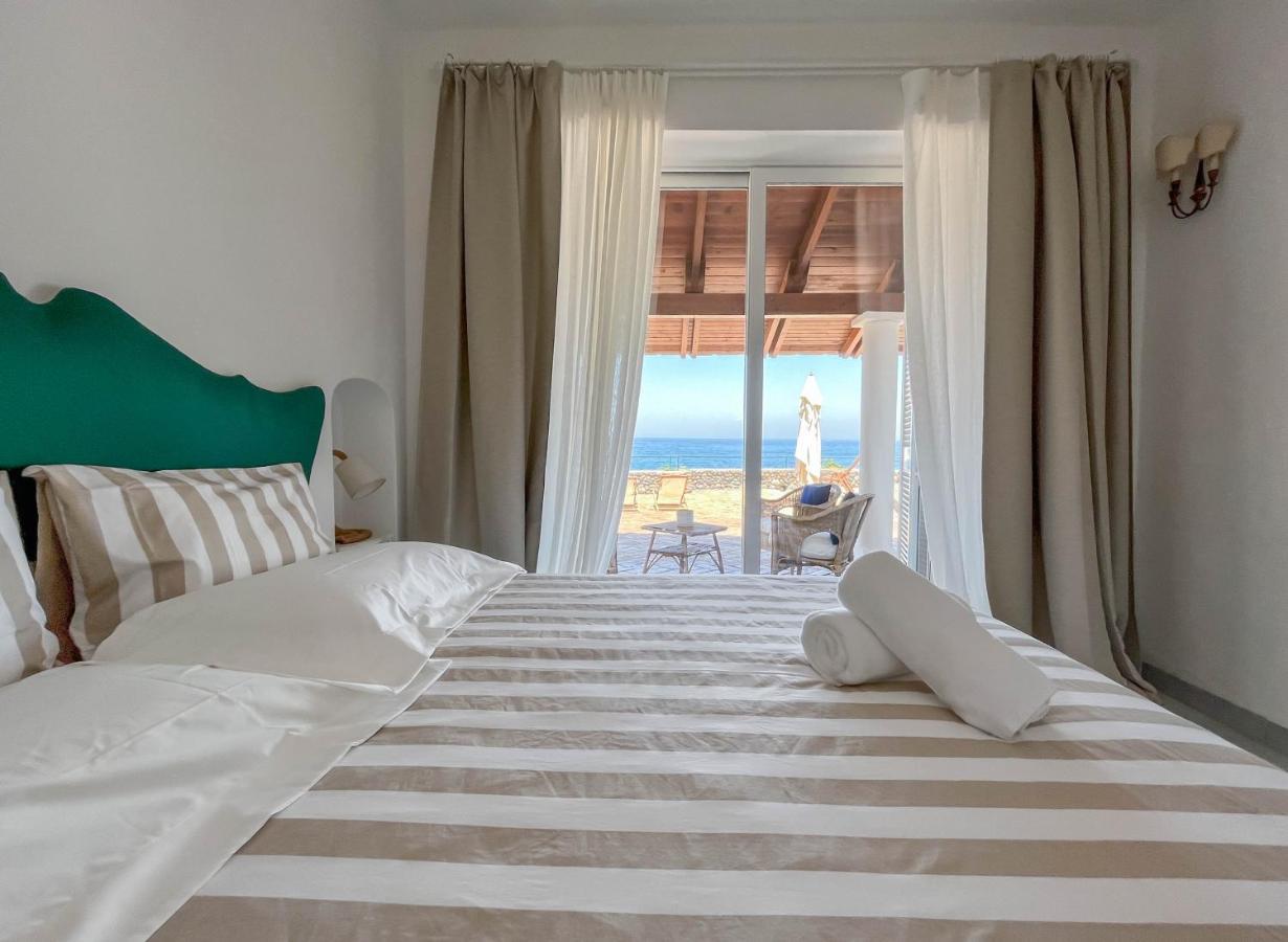 Nelinda Waterfront Accommodation Casamicciola Terme Екстериор снимка