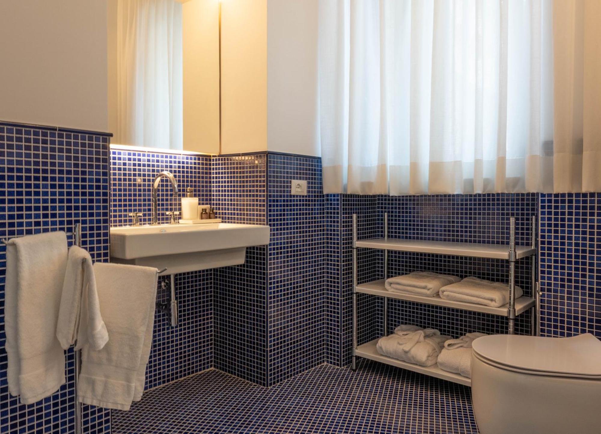 Nelinda Waterfront Accommodation Casamicciola Terme Екстериор снимка